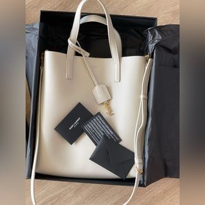 Saint Laurent Toy Tote Bag (white)